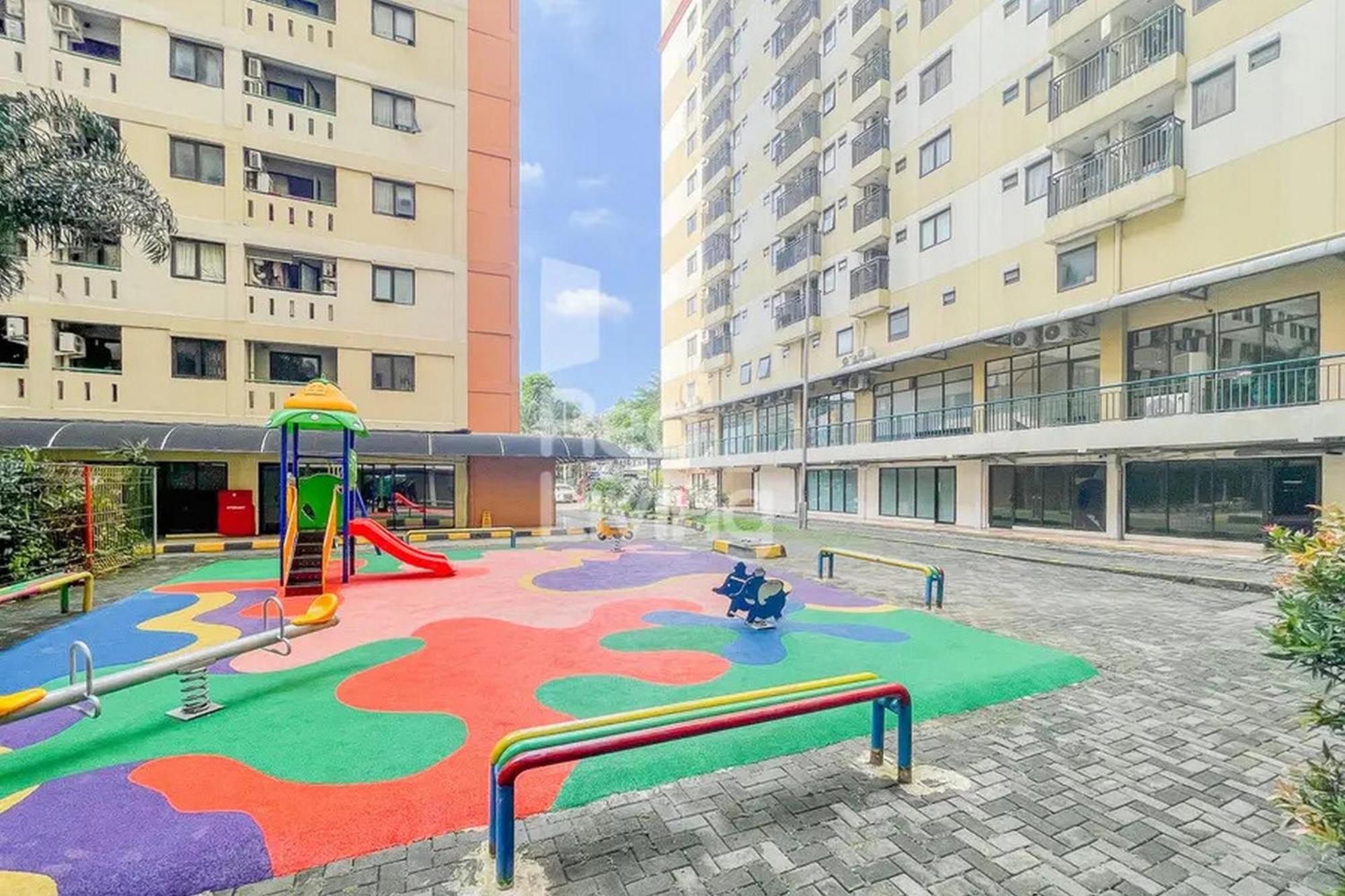 Apartemen Redliving Kebagusan By Sleep *